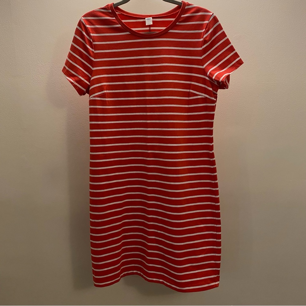 Old Navy Women's Medium Red White Striped T-Shirt Dress Size L Casual Relaxed